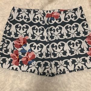 Loft gray and white floral shorts